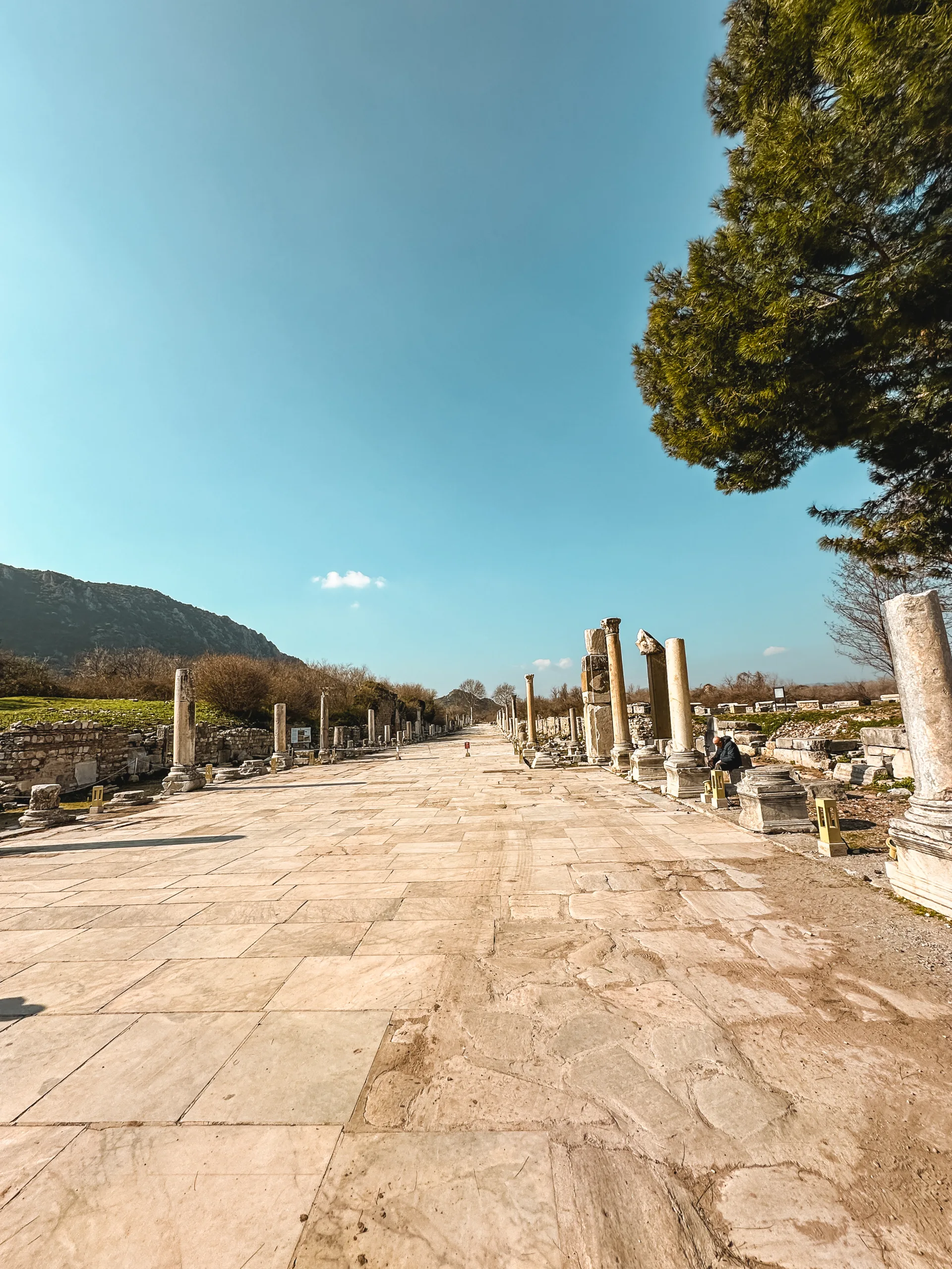 curetes street